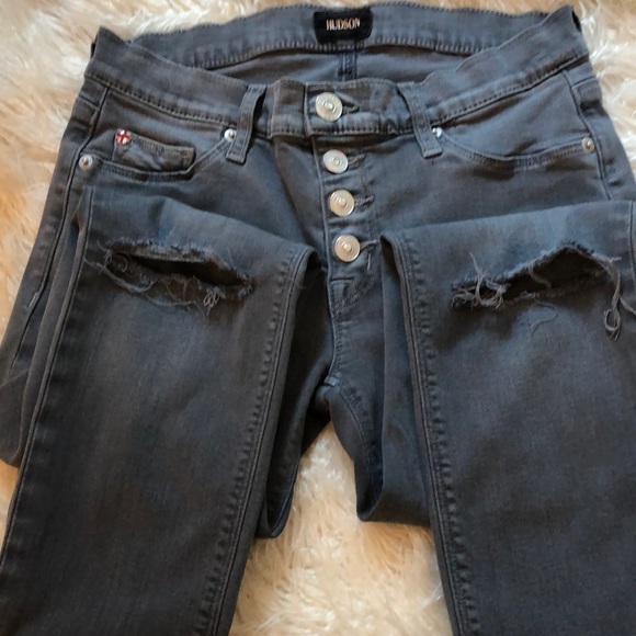 Hudson Ciara exposed button - Picture 5 of 5